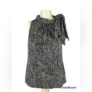 Lilly Pulitzer black and white rose tank top with shoulder tie 💫